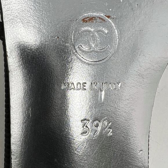 Chanel Black Grosgrain Bow Slide Sandals with Pearl Interlocking Logo  Size 39.5 - Picture 7 of 9